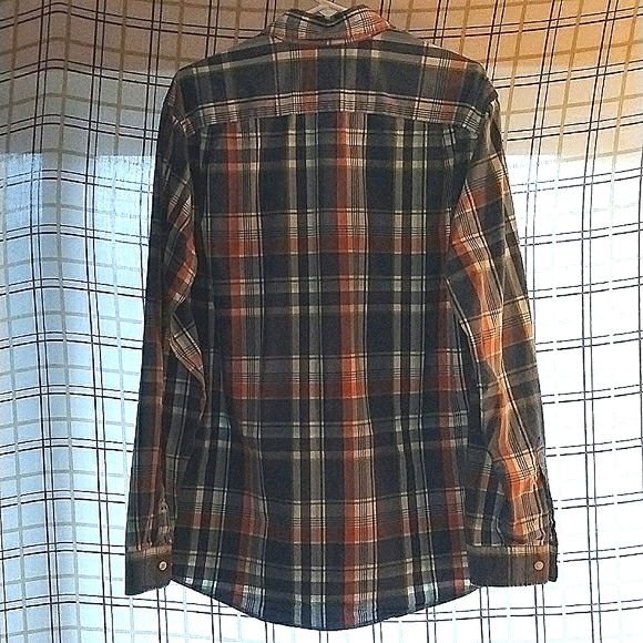 Eddie Bauer Seattle USA Legend Wash Classic Fit Sz. L Shirt Men's - Picture 3 of 8